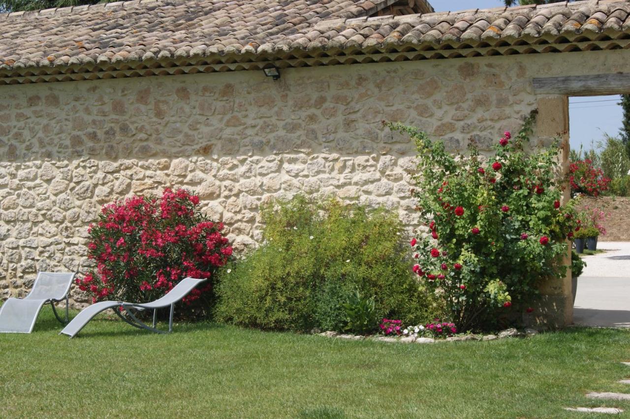 B&B Dans Mas En Pierres Robion en Luberon Buitenkant foto