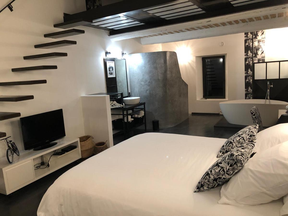 B&B Dans Mas En Pierres Robion en Luberon Buitenkant foto