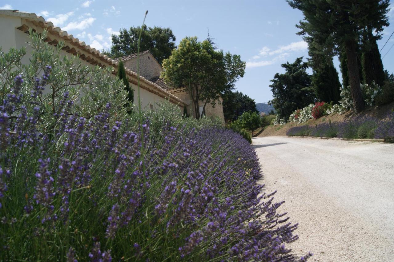 B&B Dans Mas En Pierres Robion en Luberon Buitenkant foto