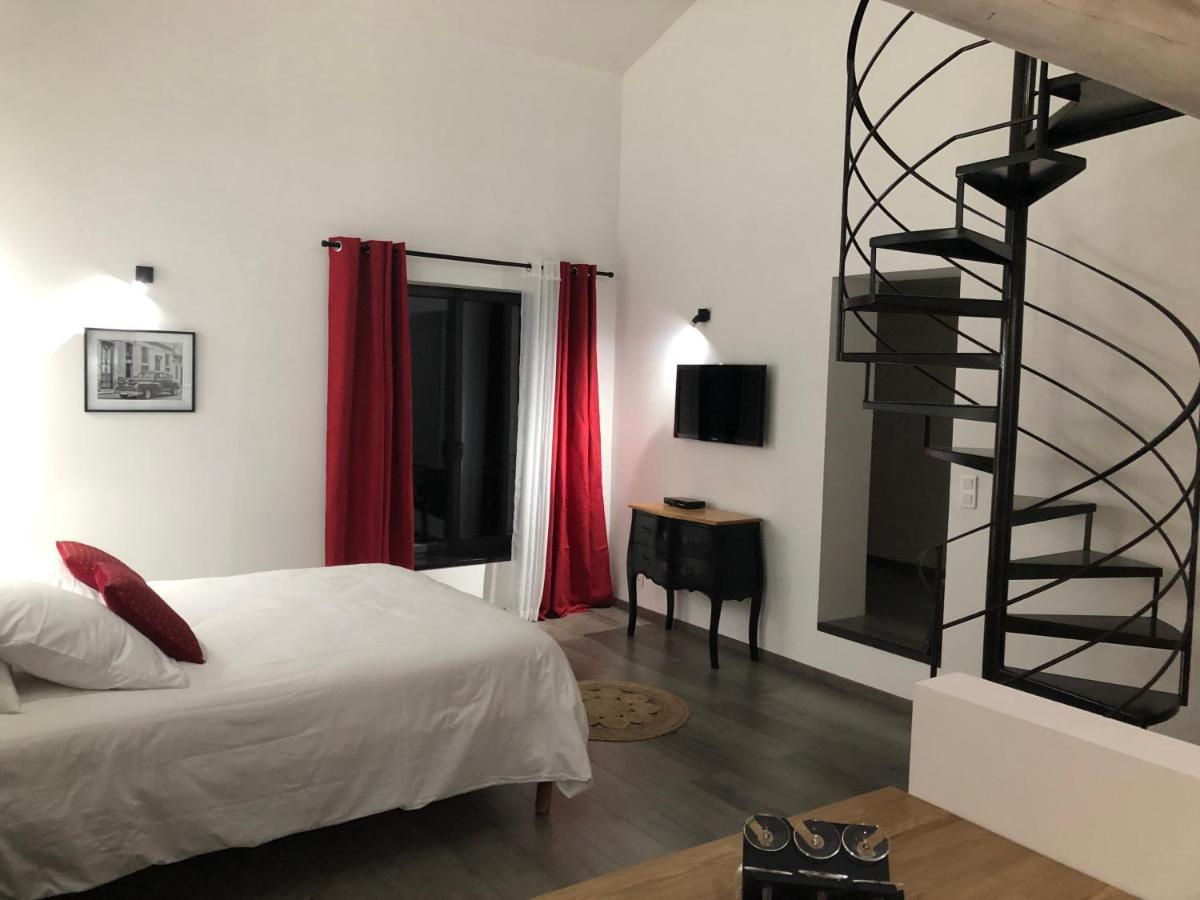 B&B Dans Mas En Pierres Robion en Luberon Buitenkant foto
