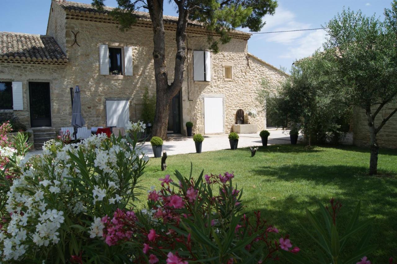 B&B Dans Mas En Pierres Robion en Luberon Buitenkant foto
